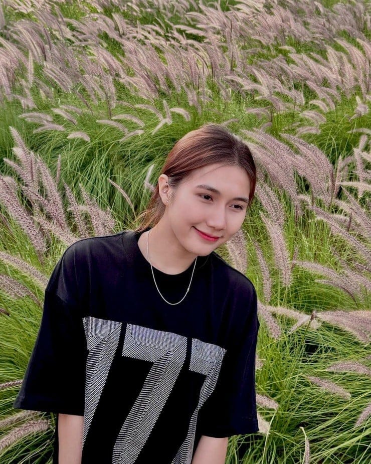 Cô nàng 19 tuổi sở hữu chiều cao 1m73.