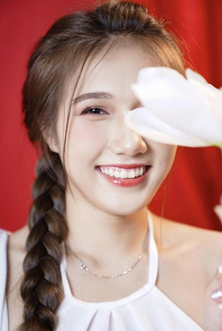 Nguyễn Lan Vy sinh năm 2006, là thế hệ trẻ rất triển vọng của bóng chuyền nữ Việt Nam.